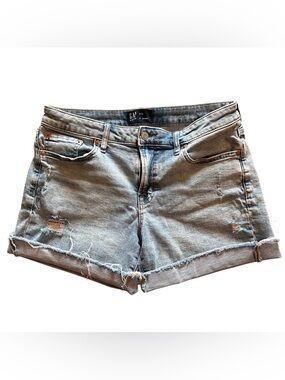 GAP 5” Mid-rise Boyfriend Shorts